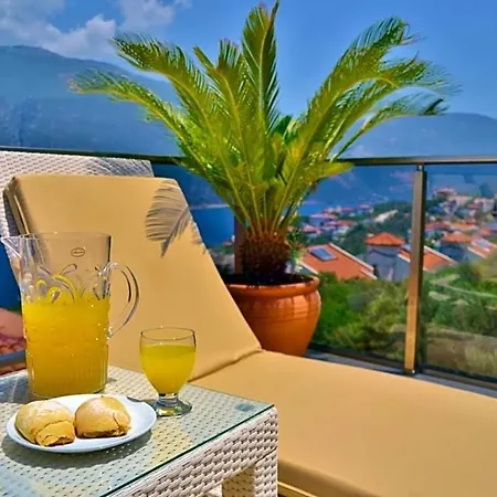 Villa Sleeps 6 Pool Air Con Wifi Kalkan