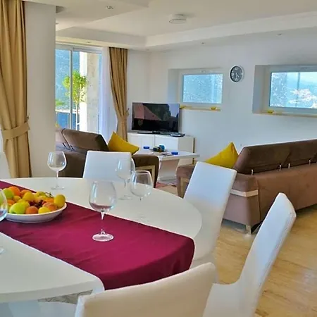 Sleeps 6 Pool Air Con Wifi Villa Kalkan