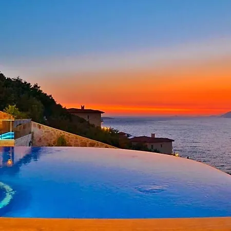 Sleeps 6 Pool Air Con Wifi Villa Kalkan