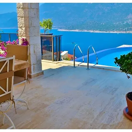 Sleeps 6 Pool Air Con Wifi Villa Kalkan