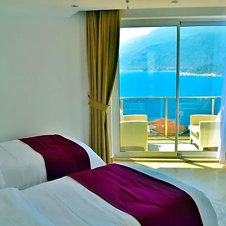 Sleeps 6 Pool Air Con Wifi
